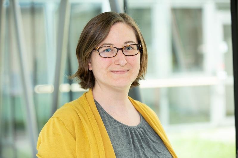 Dr. Carolina Klett-Tammen, stellvertretende Leiterin der Klinischen Epidemiologie in der Abteilung „ ...
Quelle: Verena Meier
Copyright: HZI/Verena Meier